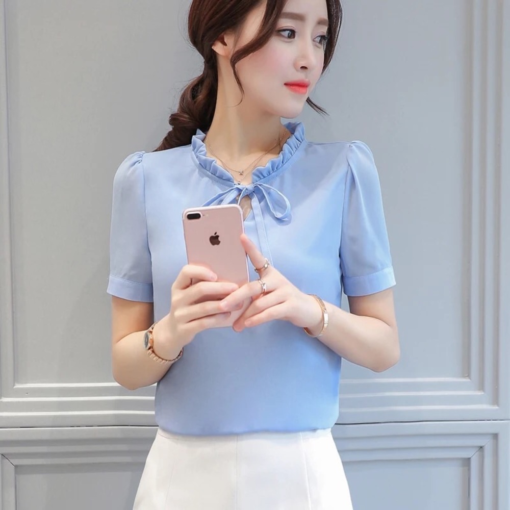 🛍NEW Women’s Blue Short Sleeve Chiffon Blouse - Picture 2 of 6